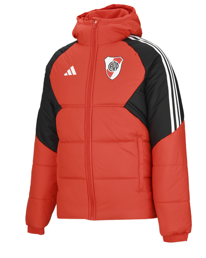 "CAMPERÓN, CAMISETA Y PANTALÓN... ¡TODO X EL PRECIO DE UNO!"